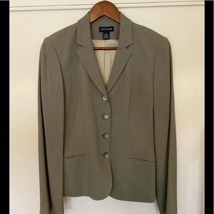 Ann Taylor Jacket / Blazer Size 6